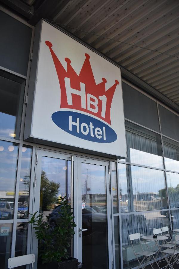 Hb1 Budget Hotel - Contactless Check In Wiener Neudorf Exteriér fotografie