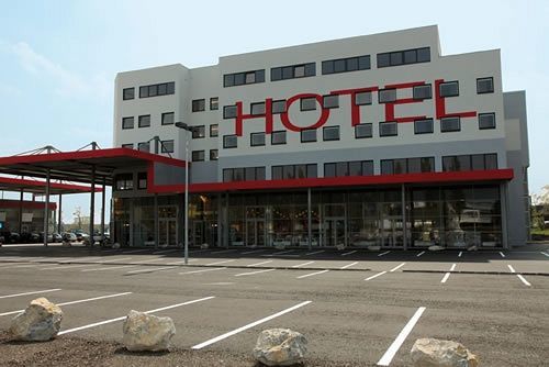 Hb1 Budget Hotel - Contactless Check In Wiener Neudorf Exteriér fotografie